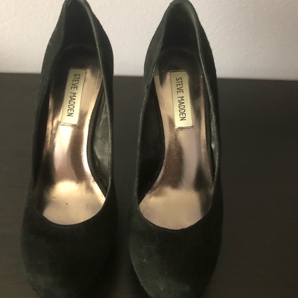 Black Suede Steve Madden Heels - Picture 1 of 3